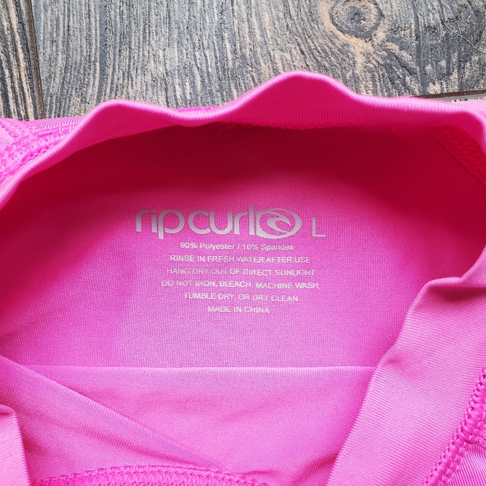 RipCurl Rash Guard - Picture 2 of 4